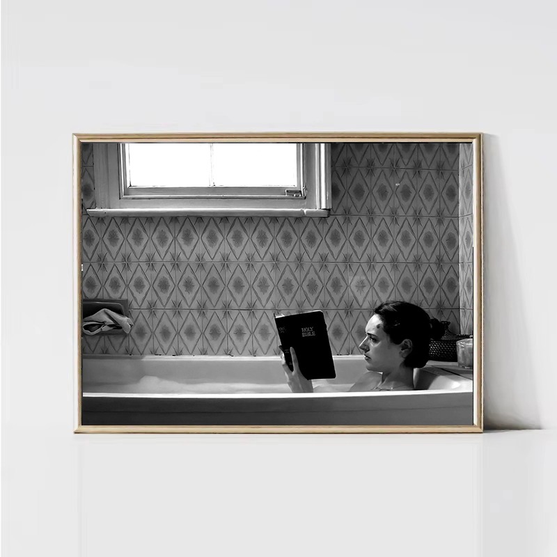 Black and White Classic Movie  - Home Movie Bathroom Scene recension och pris